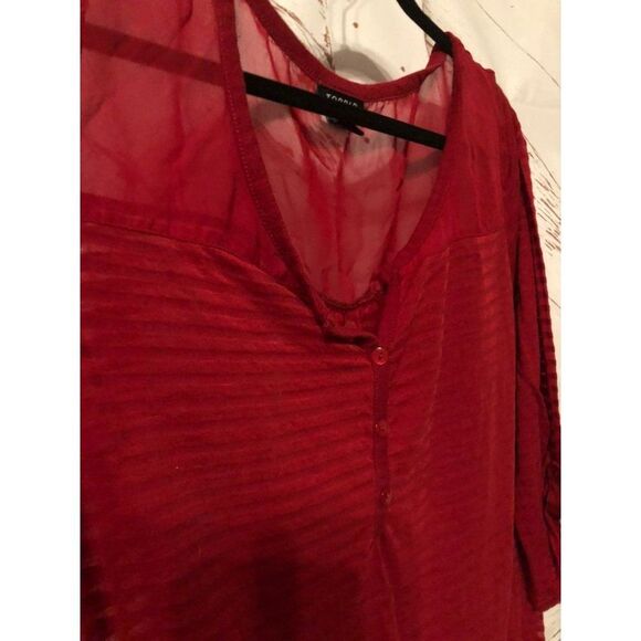 Torrid size 2 red long sleeve Blouse - Picture 2 of 5